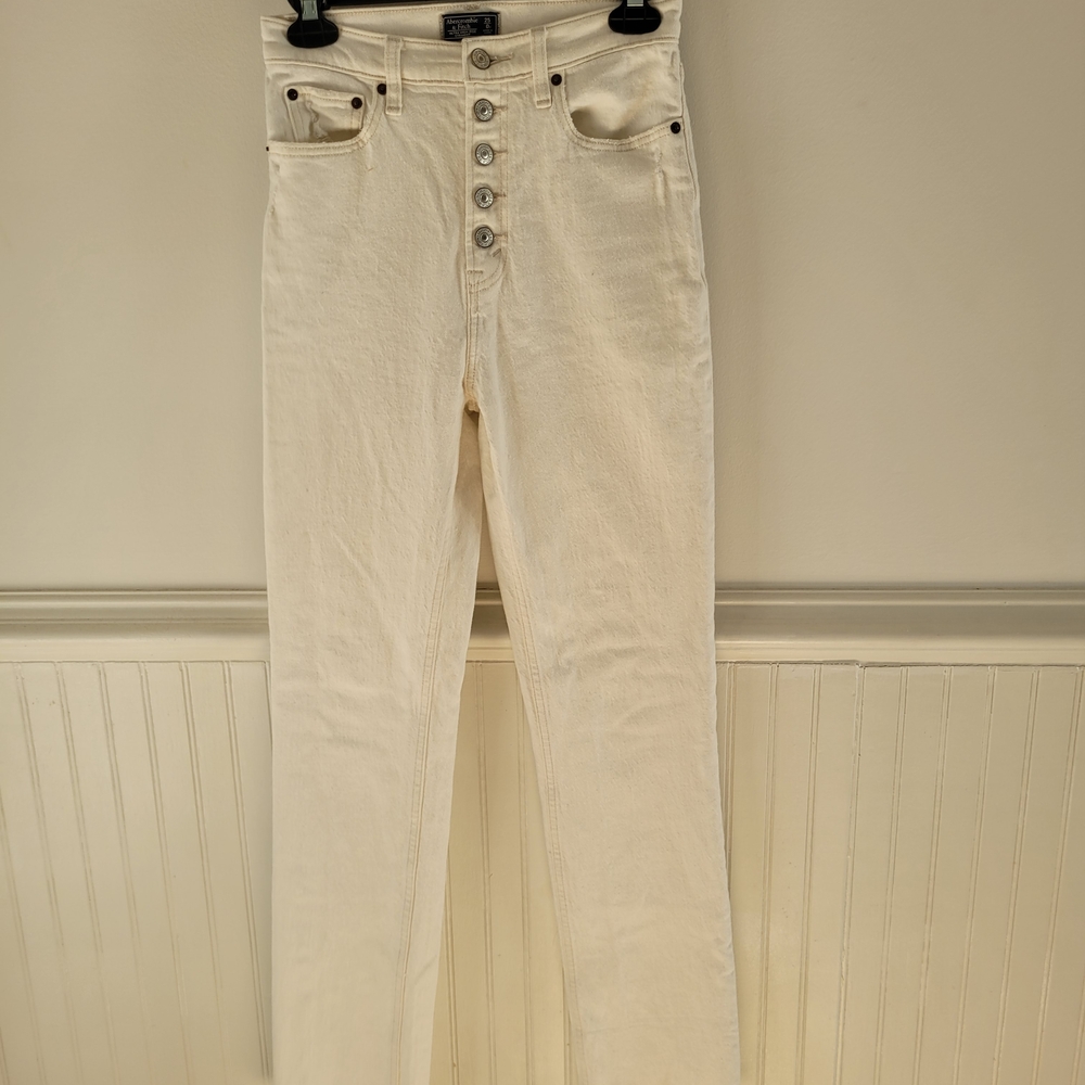 Abercrombie & Fitch Cream High Rise Jeans Size 25/0